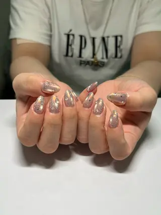 ネイル GO TODAY SHARE SALON 新宿Gratia店所属・RURU nailのネイルデザイン