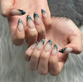 ネイル Tini ANA.CHUOのネイルデザイン