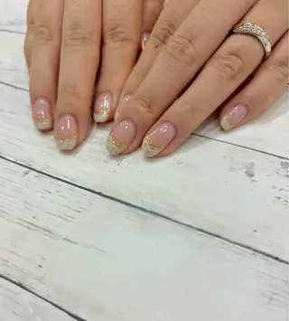 ネイル 安藤 彩乃のネイルデザイン