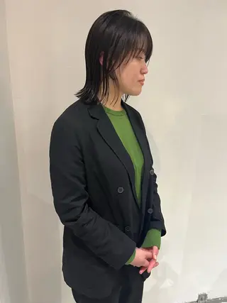 ミディアム カラー 鈴木 美紅のヘアスタイル