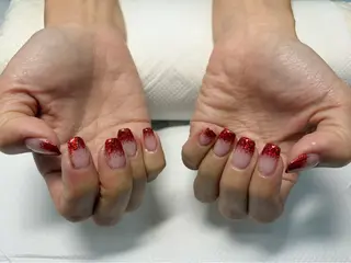 ネイル サロンオードリー 名駅店所属・澤田 水麗のネイルデザイン