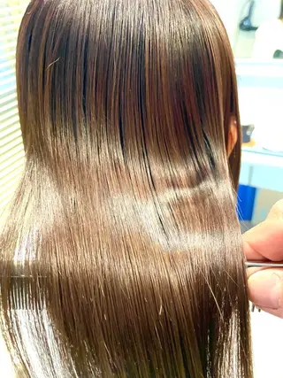 セミロング Lucia 植田泰介のヘアスタイル