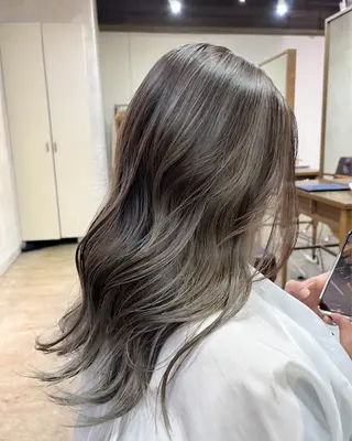 カラー 🪞透けヘア髪質改善 艶ベージュ/nagiのヘアスタイル