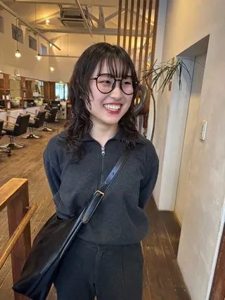 ミディアム MOK大阪梅田店 Asahiのヘアスタイル