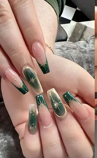 カラー AIN Nailのネイルデザイン