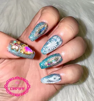 ネイル CROWN プライベートサロンのネイルデザイン