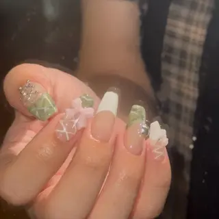 ネイル elfia nailstudio所属・tamaki araiのネイルデザイン