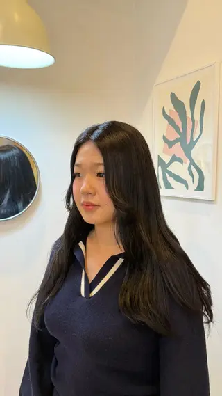 カラー 橋本 稀乃のヘアスタイル