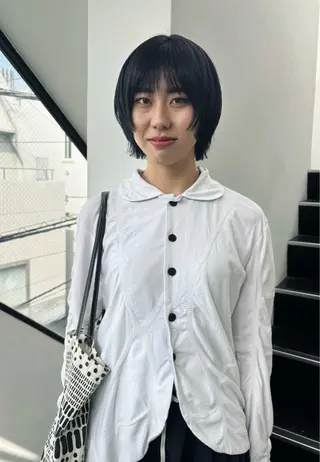 ショート カラー ファッションに 溶け込むstyleのヘアスタイル