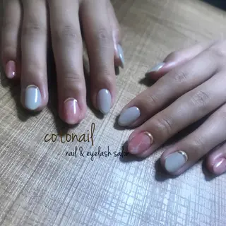 ミディアム ネイル ツメトマツゲ .のネイルデザイン