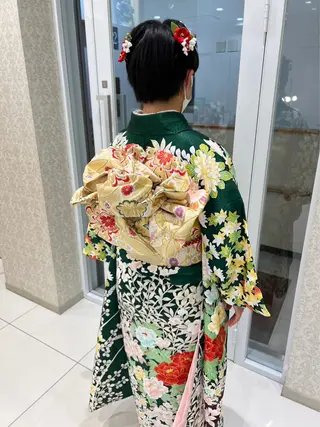 ショート ヘアアレンジ ブリーチなしカラー/ 暖色カラー/艶カラーのヘアスタイル