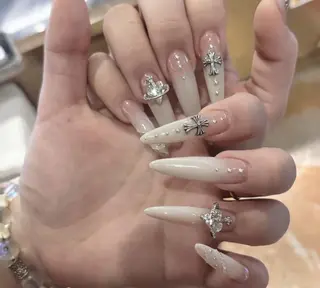 ネイル 💫 Tsuki_Nailのネイルデザイン