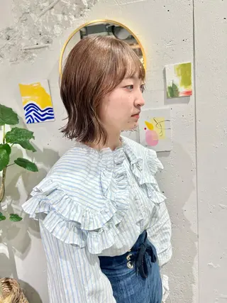 ミディアム 石井 菜々のヘアスタイル