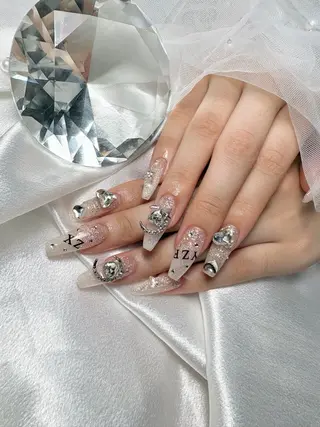 ネイル 山科駅徒歩3分🩷 店長 ゆちのネイルデザイン