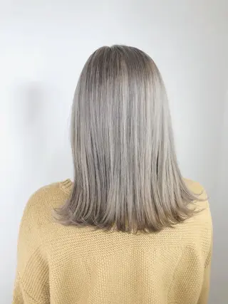 ミディアム カラー aDALil川越 ⭐️Arisaのヘアスタイル