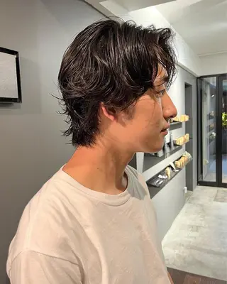 パーマ メンズ NERO 眞下秋歩のヘアスタイル
