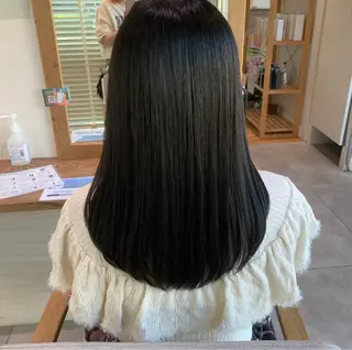 セミロング カラー yond所属・ハラダ ヒナミのヘアスタイル