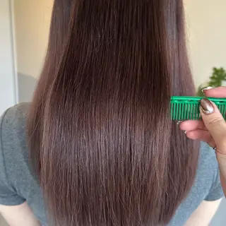 ロング カラー basho岡本 菜那のヘアスタイル