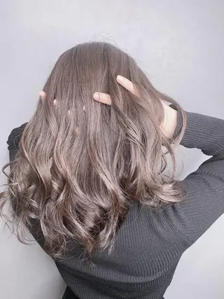 セミロング パーマ ブリーチ特化/レイヤ ーカット🥀マサルのヘアスタイル