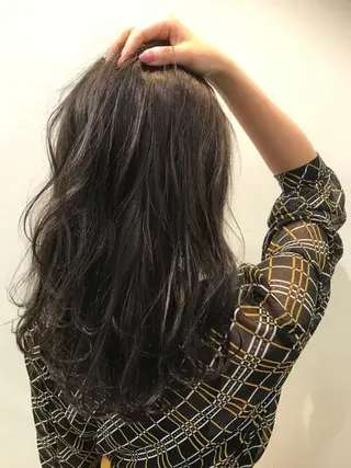 ミディアム 三田 豪のヘアスタイル