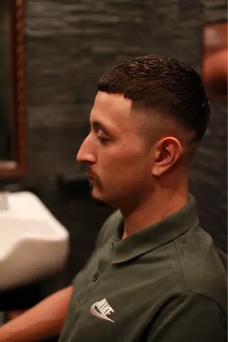 ショート HIRO銀座　三上 東真のヘアスタイル