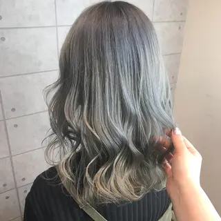 セミロング カラー knock【ノック】所属・烏丸韓国ヘア🇰🇷 ayaka🎀のヘアスタイル