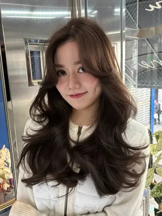 ロング カラー 堀江/透明感 ベージュ/白川幸太のヘアスタイル