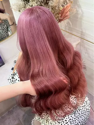 ロング カラー Hina🐣 elubylovisのヘアスタイル