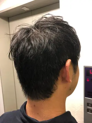 メンズ 美髪/髪質改善 レイヤー/透けカラーのヘアスタイル