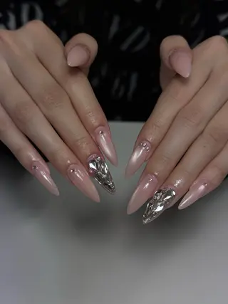 ネイル ZHU_ STUDIOのネイルデザイン