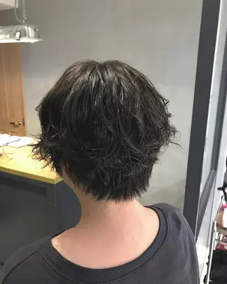 ショート カラー パーマ 暖色カラー🍊 ボブ🌿顔周りcutのヘアスタイル