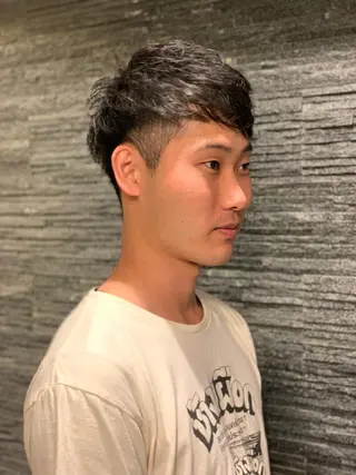 ミディアム メンズ HIROGINZAプレミアムバーバー赤坂店所属・田中 千恩のヘアスタイル