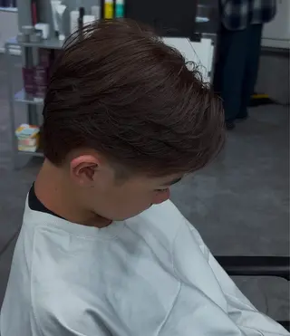 ミディアム カラー パーマ メンズ メンズパーマ特化 🔥韓国ヘア職人🔥のヘアスタイル