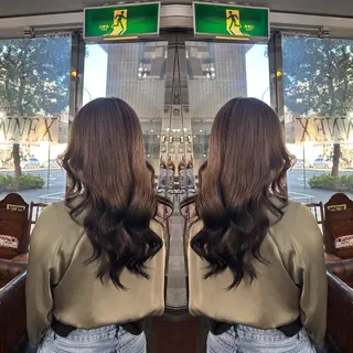 ロング カラー ☻モエカ/ハイトーン アレンジ☻のヘアスタイル