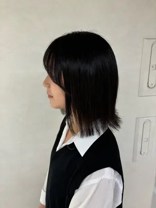 ミディアム Iris by artina 武蔵小杉店【イリス バイ アルティナ】所属・🎼レイヤー/顔周り カット/nene♬のヘアスタイル