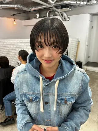 ショート 佐藤 芽衣のヘアスタイル