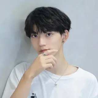 ショート パーマ メンズ 飯塚 想のヘアスタイル