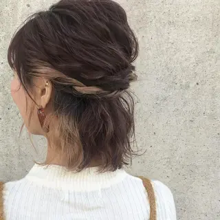 ミディアム ヘアアレンジ まなべ さくらのヘアスタイル
