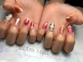 ネイル Li'leaNail AINAのネイルデザイン