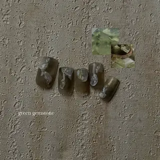 ネイル Lusso Cocoroのネイルデザイン