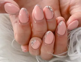 ネイル celica所属・松田 由真のネイルデザイン