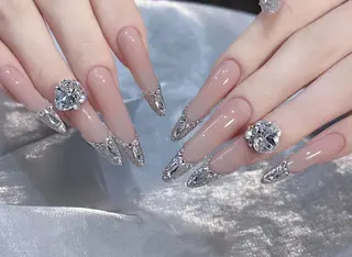 ネイル Pure&Rich Nailのネイルデザイン