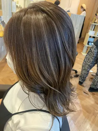 ミディアム カラー 韓国レイヤーカット/ 顔周りカットtamaのヘアスタイル