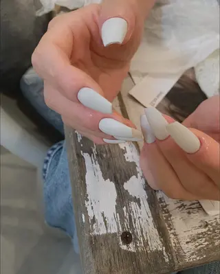 ネイル アールビーネイル所属・mase Megumiのネイルデザイン