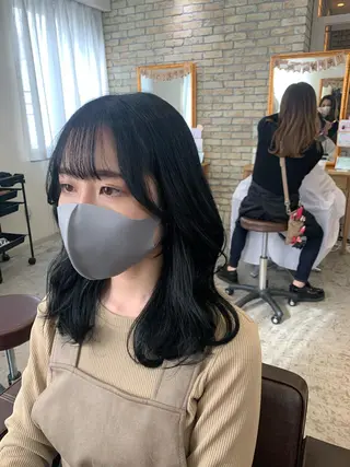 セミロング カラー 韓国🇰🇷髪質改善 Chisaki치사키のヘアスタイル