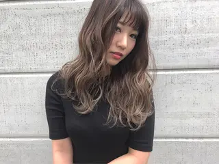 ロング カラー アップシー デイジーのヘアスタイル