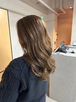 ロング ハイライト/ ブリーチ😈小倉😈のヘアスタイル