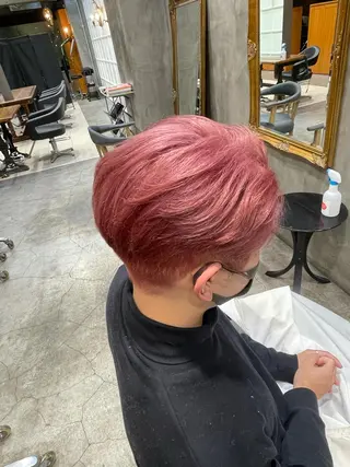 ショート カラー 🦋透明感カラー /ケアブリーチ🦋のヘアスタイル