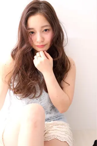 カラー due hair 京都駅前店 MILBON オージュア認定サロン【デューヘアー】所属・ハイトーンブリーチ 土坂　由志【京都】のヘアスタイル