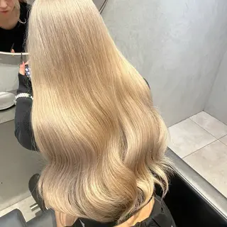 ロング 透明感カラー🩶韓国 ヘア🩶ワカナのヘアスタイル